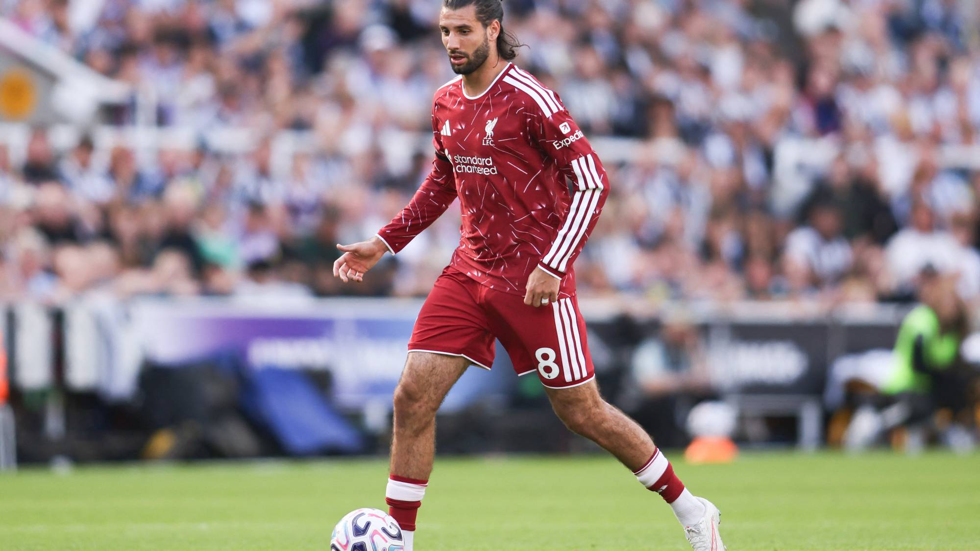 Dominik Szoboszlai of Liverpool during the Premier League match between Newcastle United and Liverpool at St. James's Park in Newcastle, on August 23, 2026. (Photo by Michael Driver/MI News/NurPhoto)