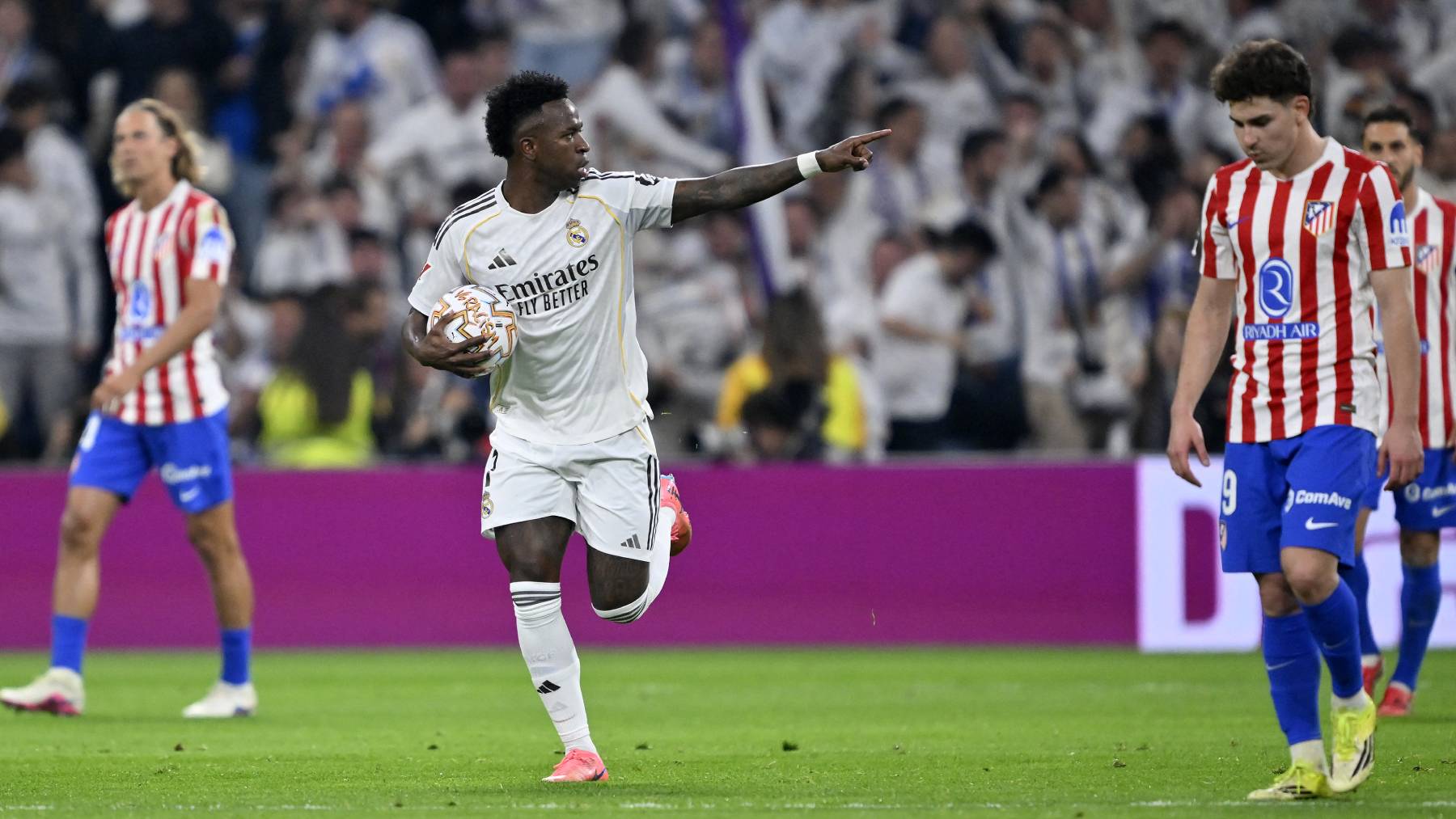 MADRID, SPAIN - MARCH 22: Vinicius Junior of Real Madrid celebrates after a goal during La Liga week 29 football match between Real Madrid and Atletico Madrid at Bernabeu Stadium in Madrid, Spain on March 22, 2026. Burak Akbulut / Anadolu